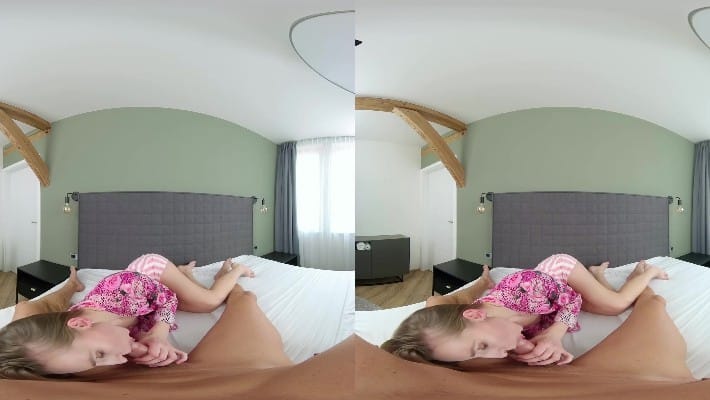 Czechvr 657 - Hairy Girlfriend - Arina Shy (gearvr) 1